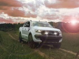 FORD RANGER (2016-2018) – Sada pro osvětlení do mřížky chladiče - Image 1