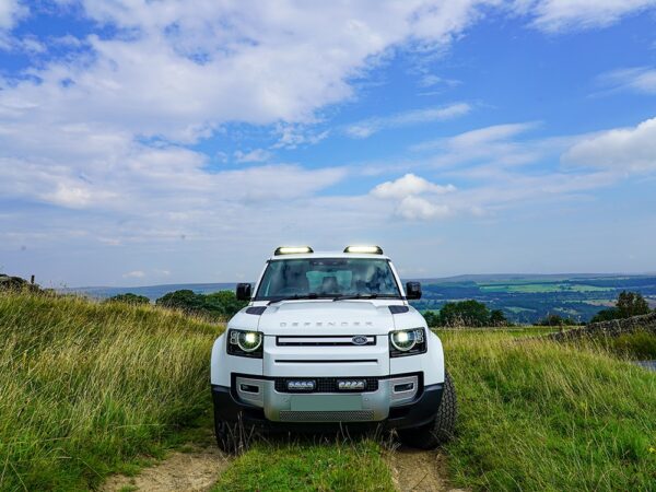 Land Rover Defender (2020+) - Střešní držáky světlometů