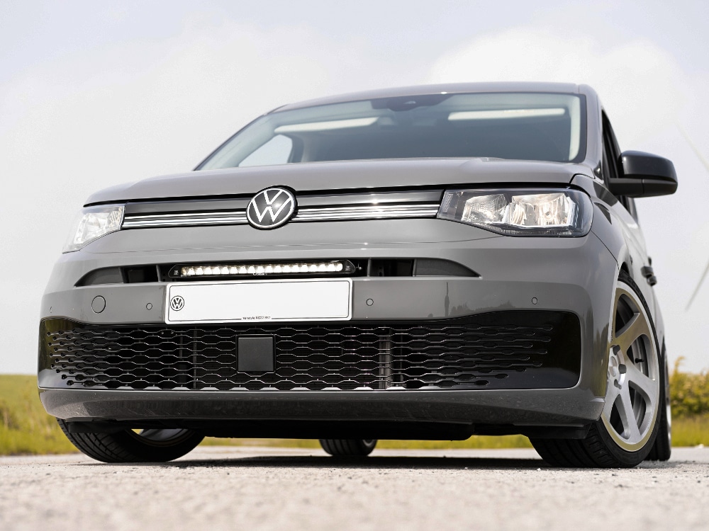 VW Caddy (2021+) - Sada do nárazníku