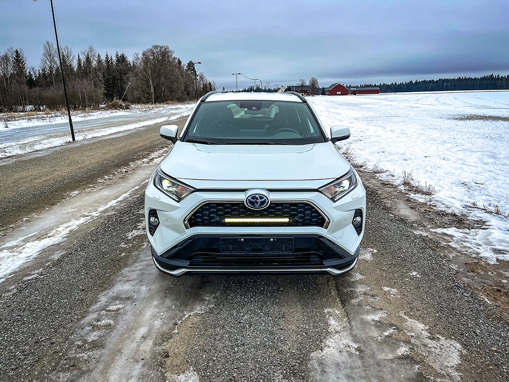 Lazer Lamps Linear-18 pro Toyota RAV4 Plug-In Hybrid 2020+