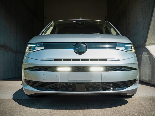 VW T7 2022+ – Sada pro světlomety do mřížky chladiče