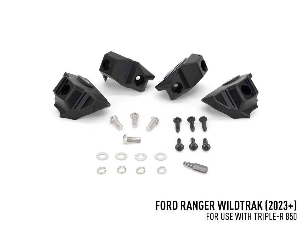 Ford Ranger Wildtrak (2023+) - přídavné světlo Triple-R 850 do mřížky chladiče