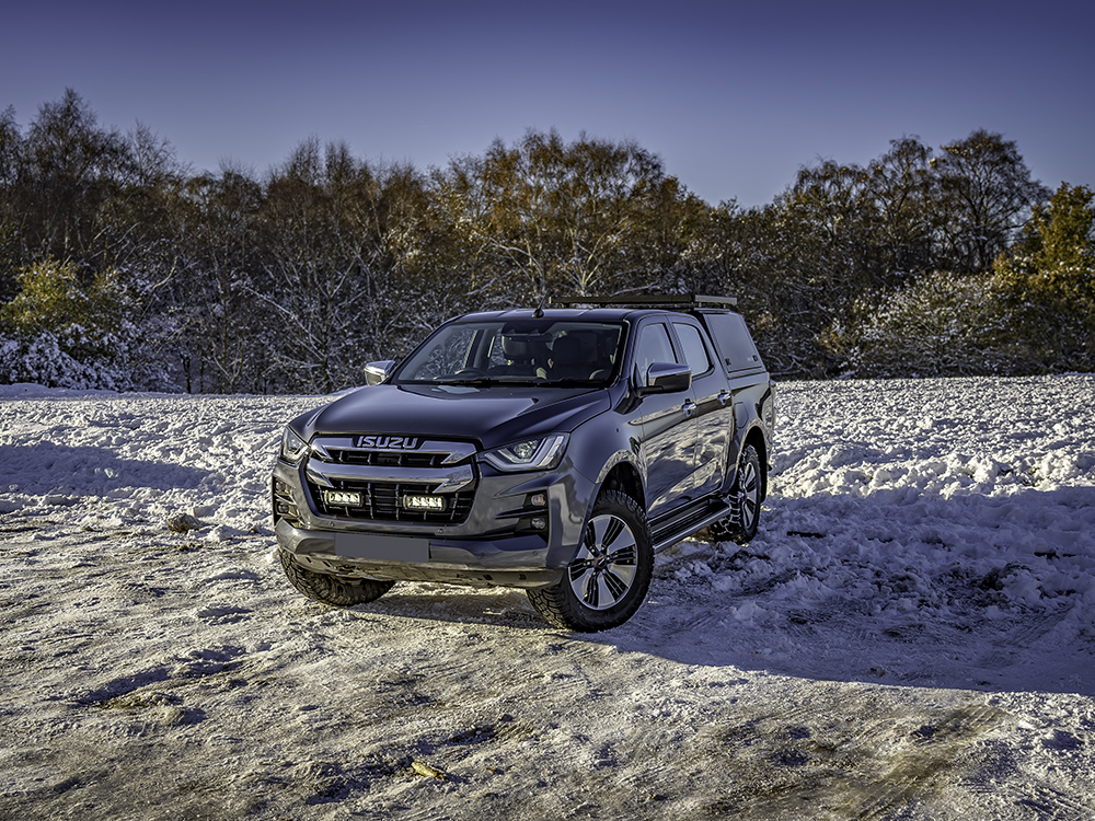 Isuzu D-Max (2021-2023) - Triple-R 750 do mřížky chladiče