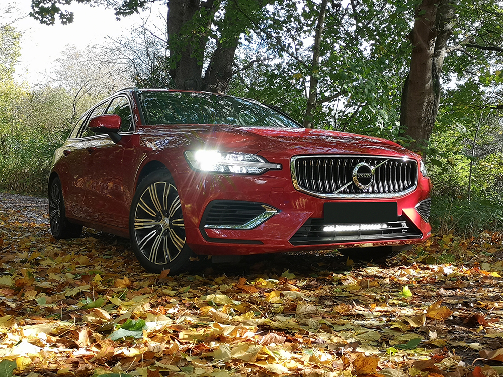 VOLVO V60/S60 (2018+) - světla Linear-18 do nárazníku