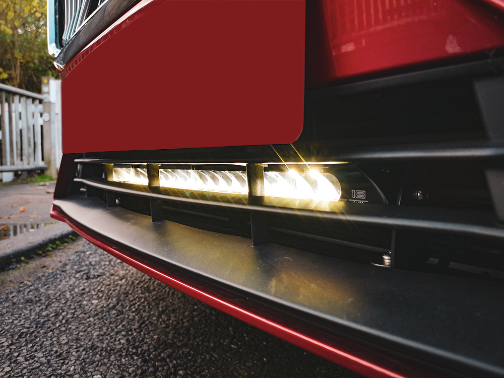 VOLVO V60/S60 (2018+) - světla Linear-18 do nárazníku